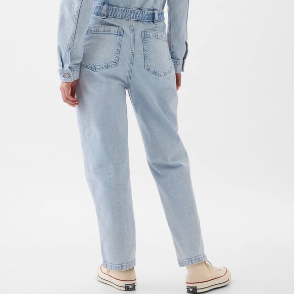 NWT GAP Stonewashed Denim Jumpsuit Belted Long Sleeve Light Jean Women's Size‎ 8 - Picture 6 of 16